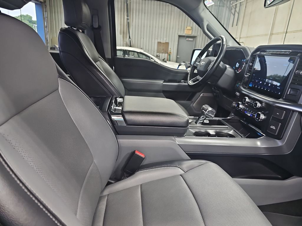 Used 2021 Ford F150 Lariat w/ Equipment Group 502A High AWD/4WD image 10
