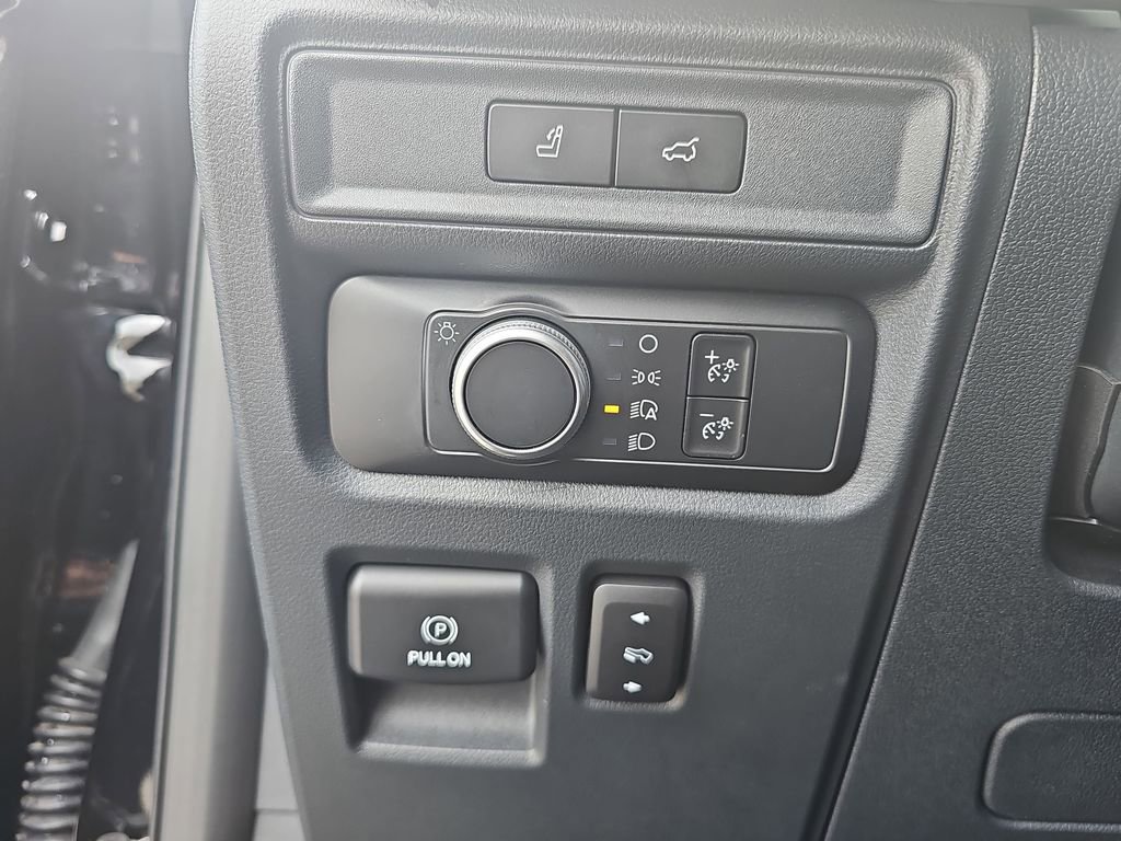 Used 2022 Ford Expedition XLT RWD image 26