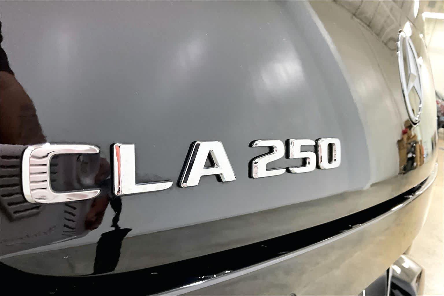 Used 2025 Mercedes-Benz CLA 250 image 10