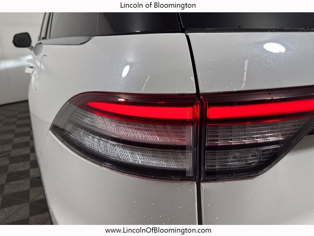 Certified 2025 Lincoln Aviator Reserve w/ Illumination Package image 23