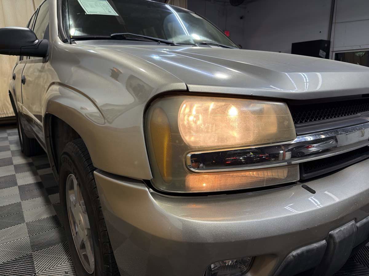 Used 2003 Chevrolet TrailBlazer LT image 7