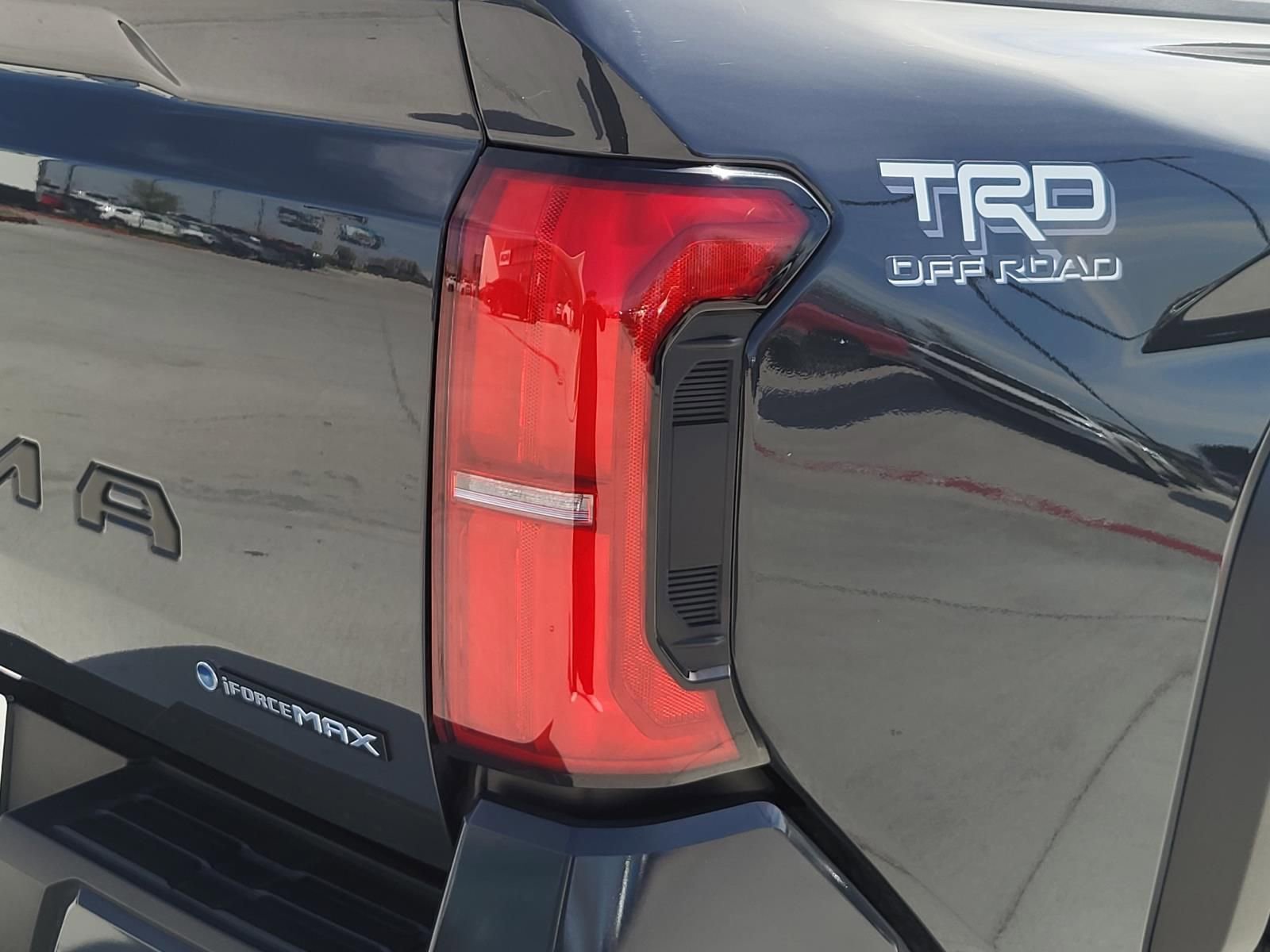 Used 2025 Toyota Tacoma TRD Off-Road image 6