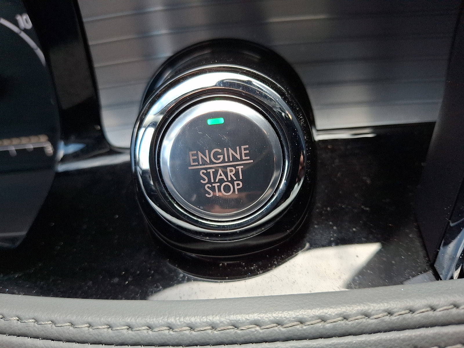 Certified 2022 Lincoln Corsair AWD w/ Premium Package image 24