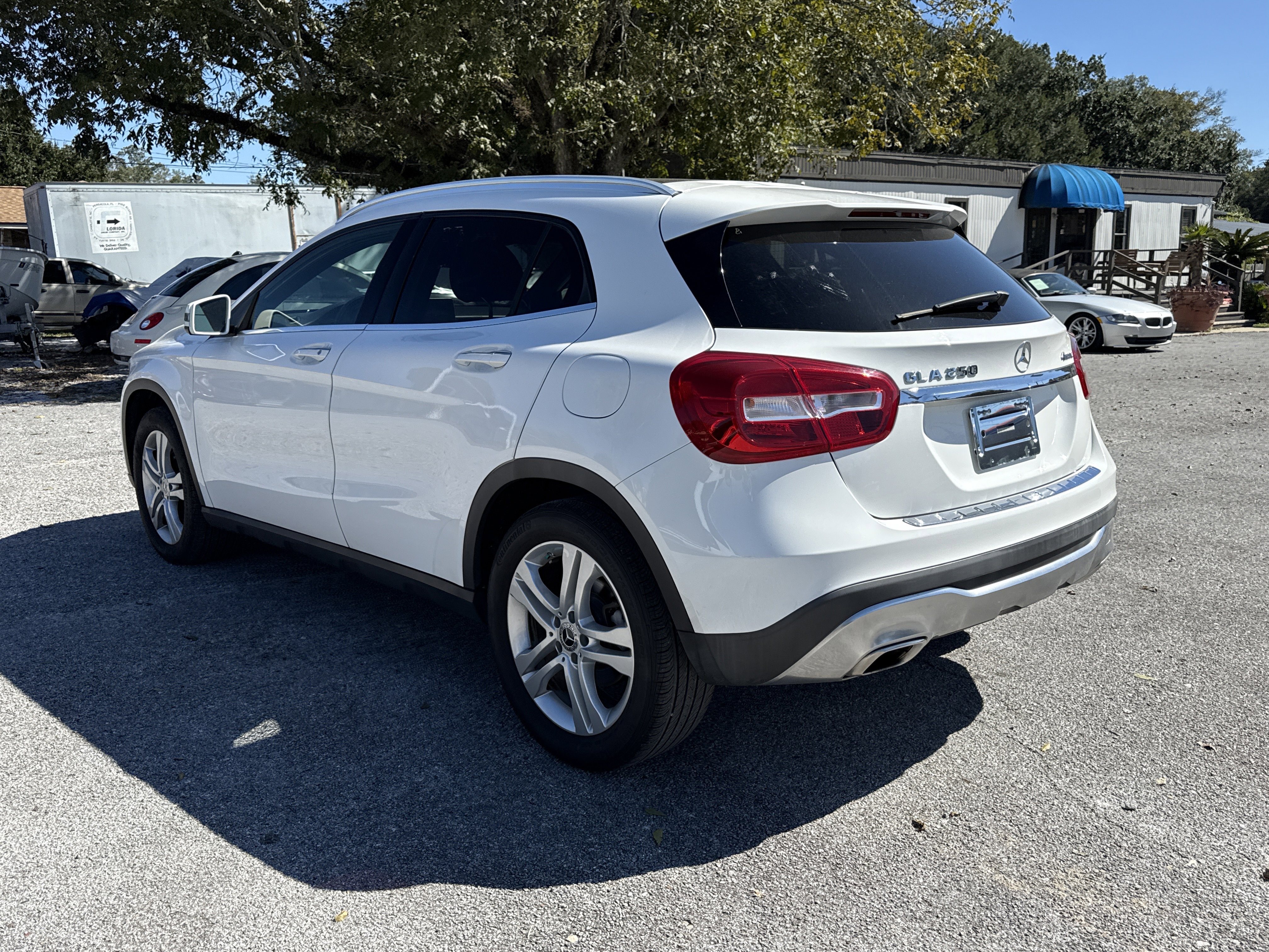 Used 2019 Mercedes-Benz GLA 250 4MATIC image 3