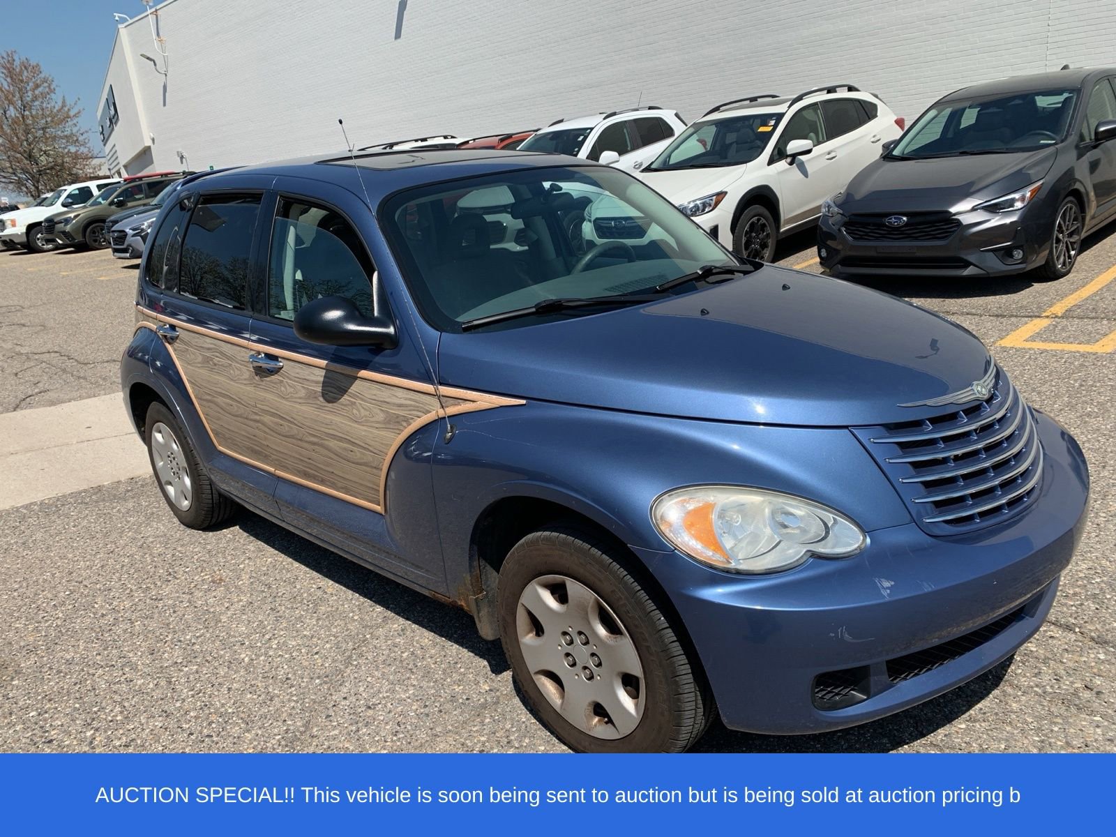 Used 2007 Chrysler PT Cruiser Touring FWD image 2