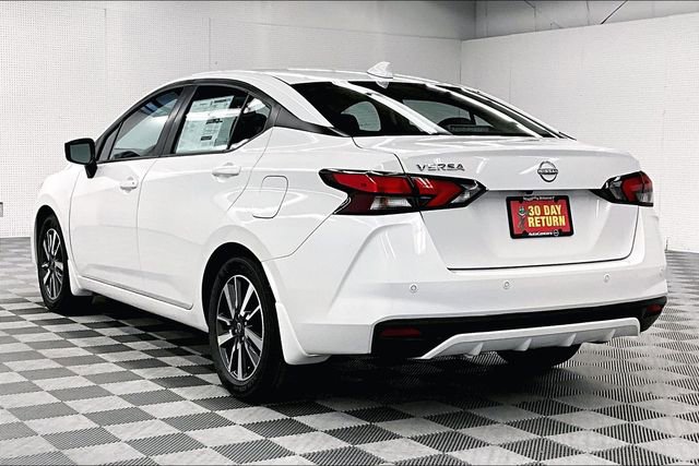 New 2025 Nissan Versa SV w/ Trunk Package FWD image 3