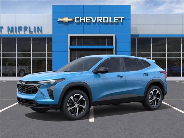 New 2026 Chevrolet Trax RS w/ Sunroof Package FWD image 2