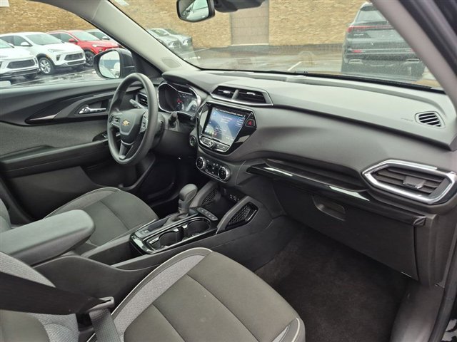 Certified 2021 Chevrolet TrailBlazer LT w/ Convenience Package image 26