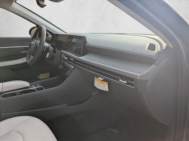 New 2026 Hyundai Sonata SEL FWD image 22