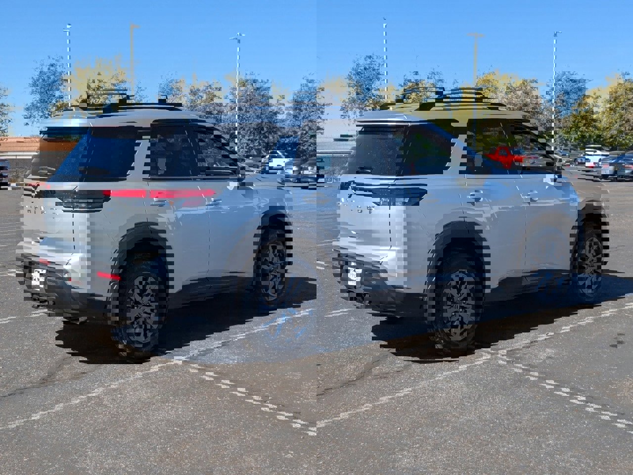 New 2025 Nissan Pathfinder SV image 5