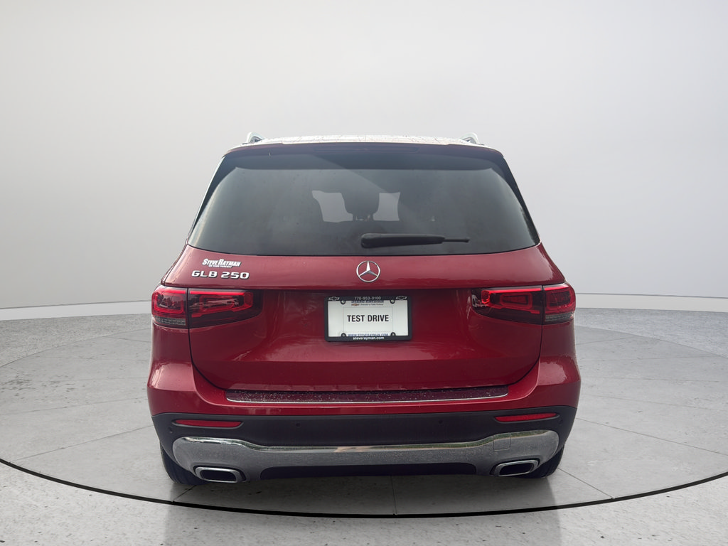 Used 2021 Mercedes-Benz GLB 250 w/ Premium Package image 7