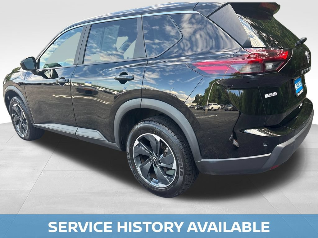 Used 2024 Nissan Rogue SV AWD/4WD image 4