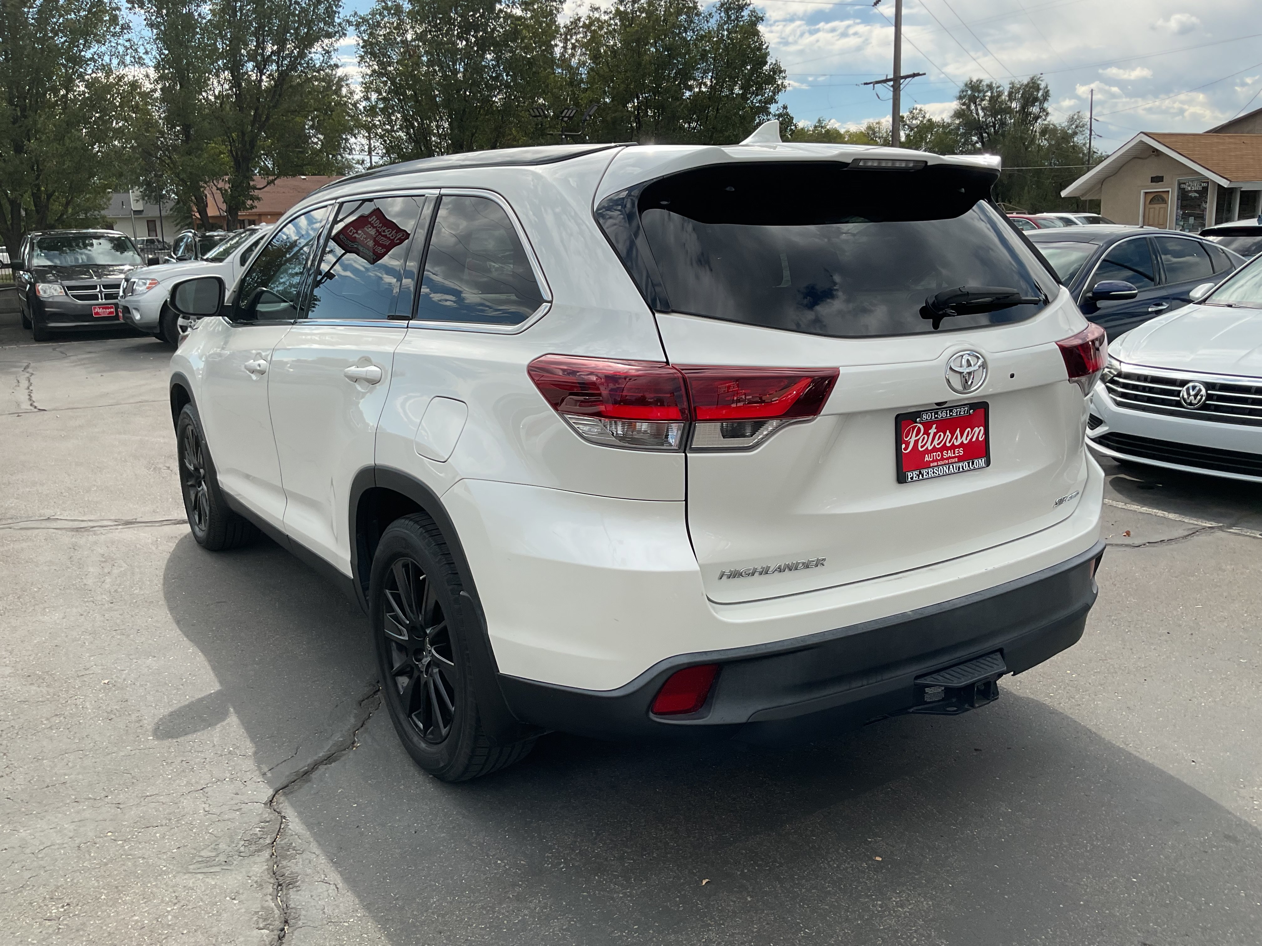 Used 2019 Toyota Highlander SE AWD/4WD image 7