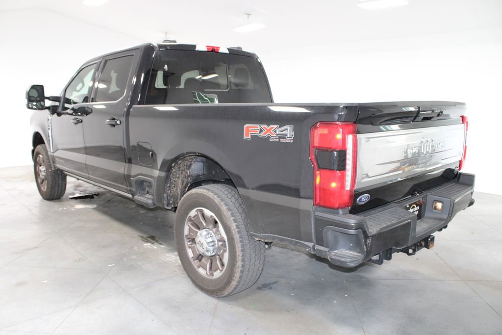 Used 2025 Ford F350 King Ranch w/ FX4 Off-Road Package image 7