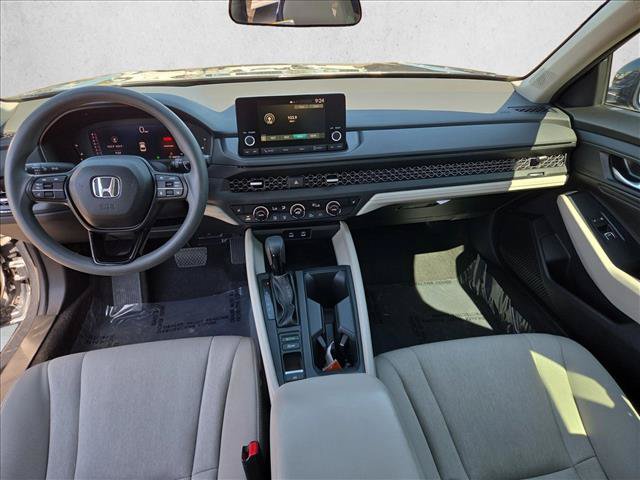 Used 2024 Honda Accord EX image 17