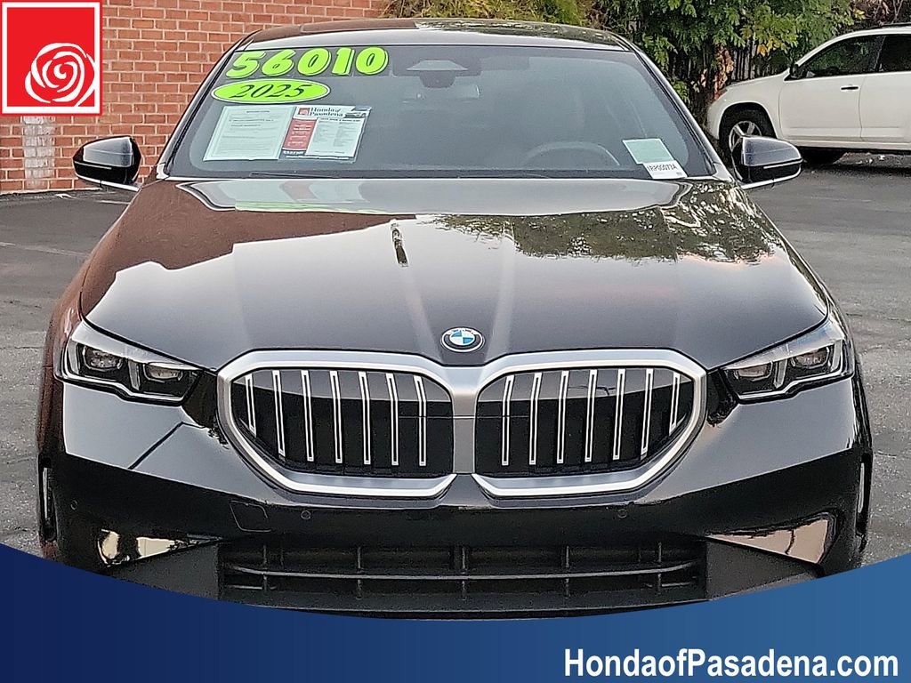 Used 2025 BMW 530i image 5