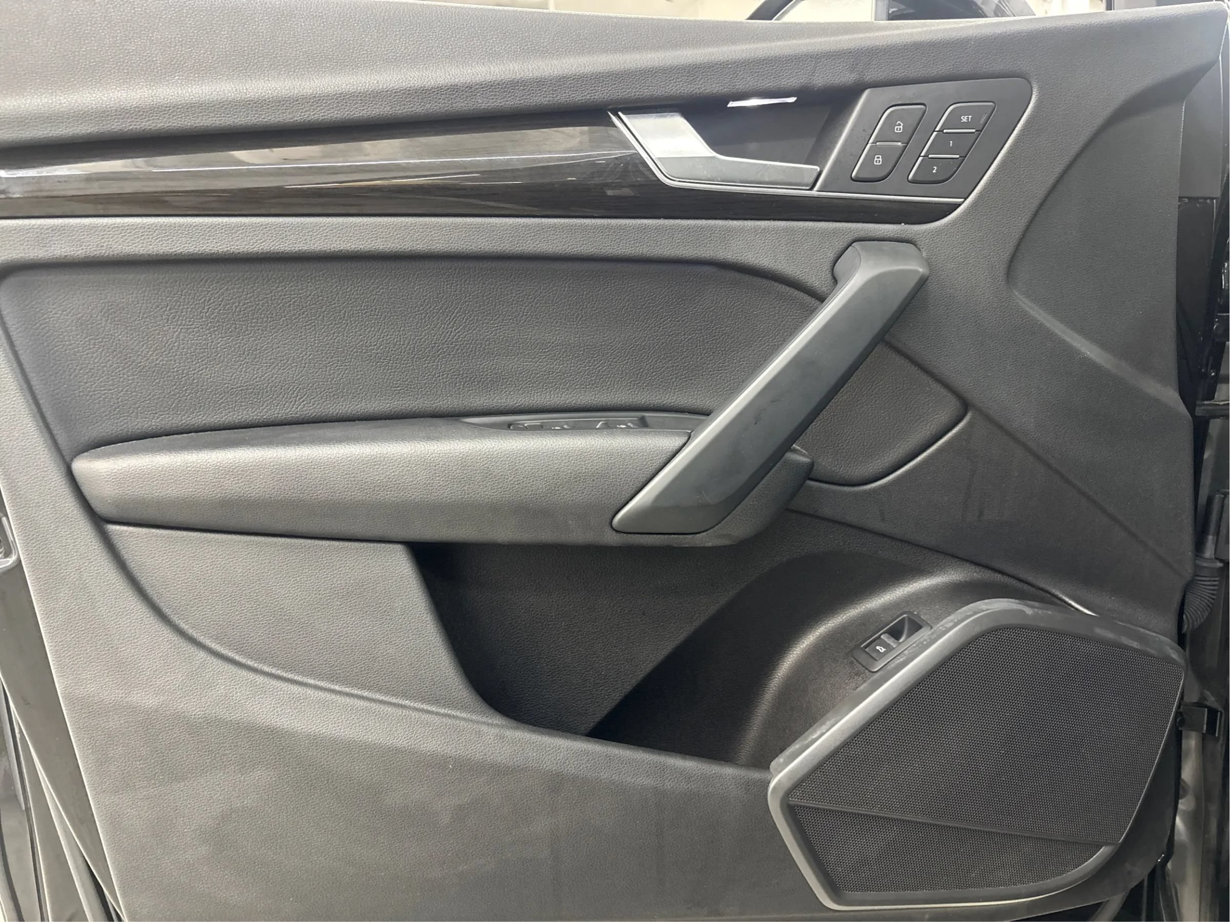 Used 2018 Audi Q5 2.0T Premium AWD/4WD image 25