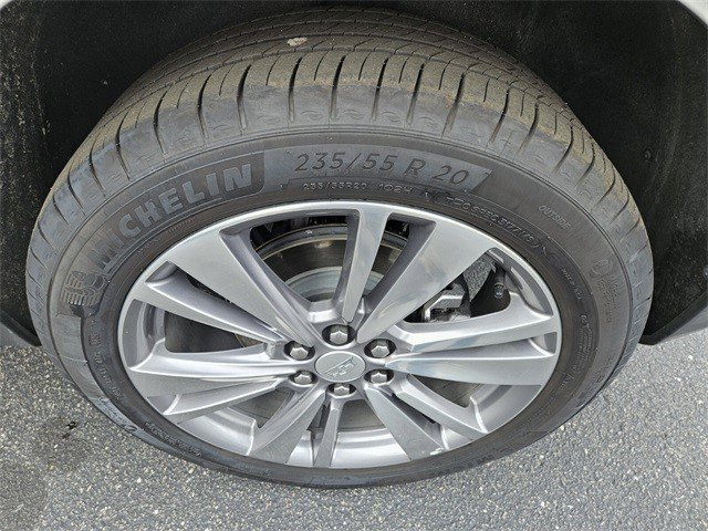 Certified 2025 Cadillac XT5 Premium Luxury image 14