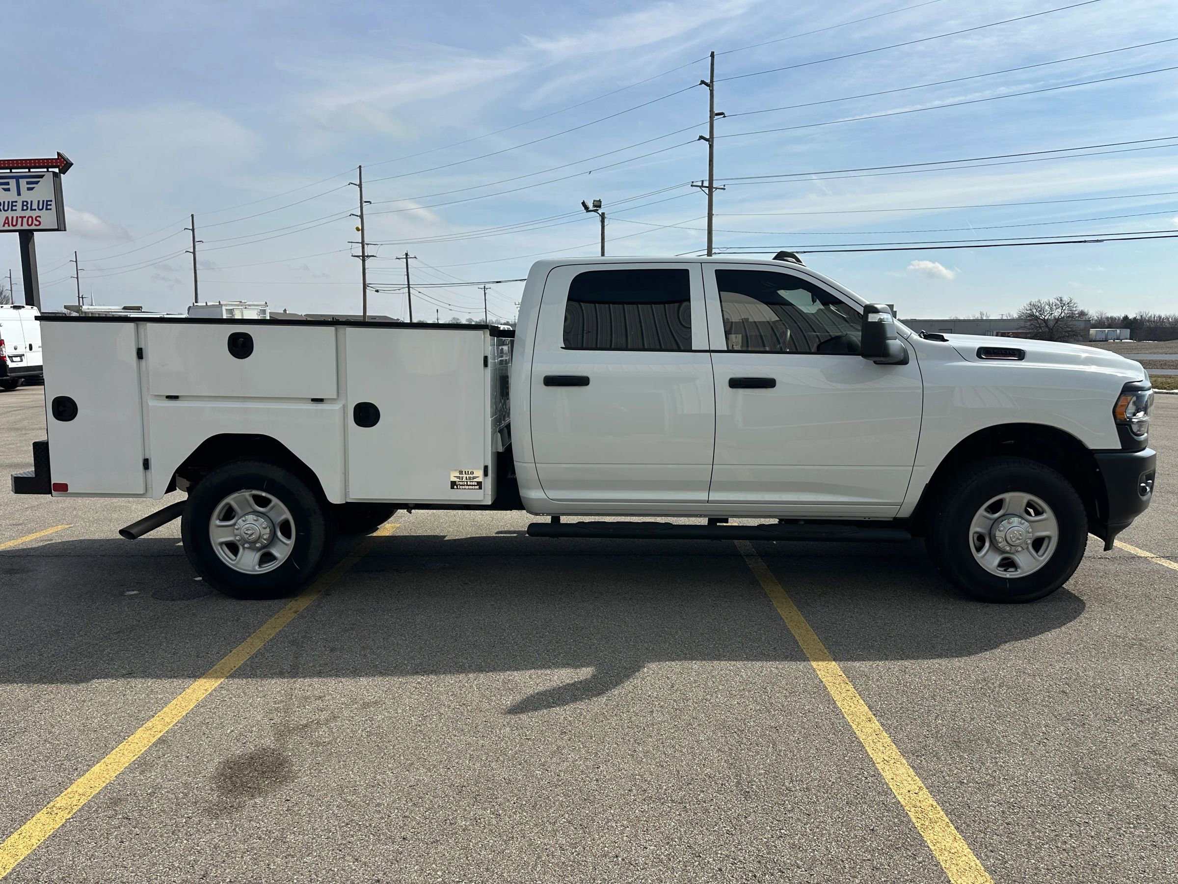 Used 2023 RAM 3500 Tradesman image 11