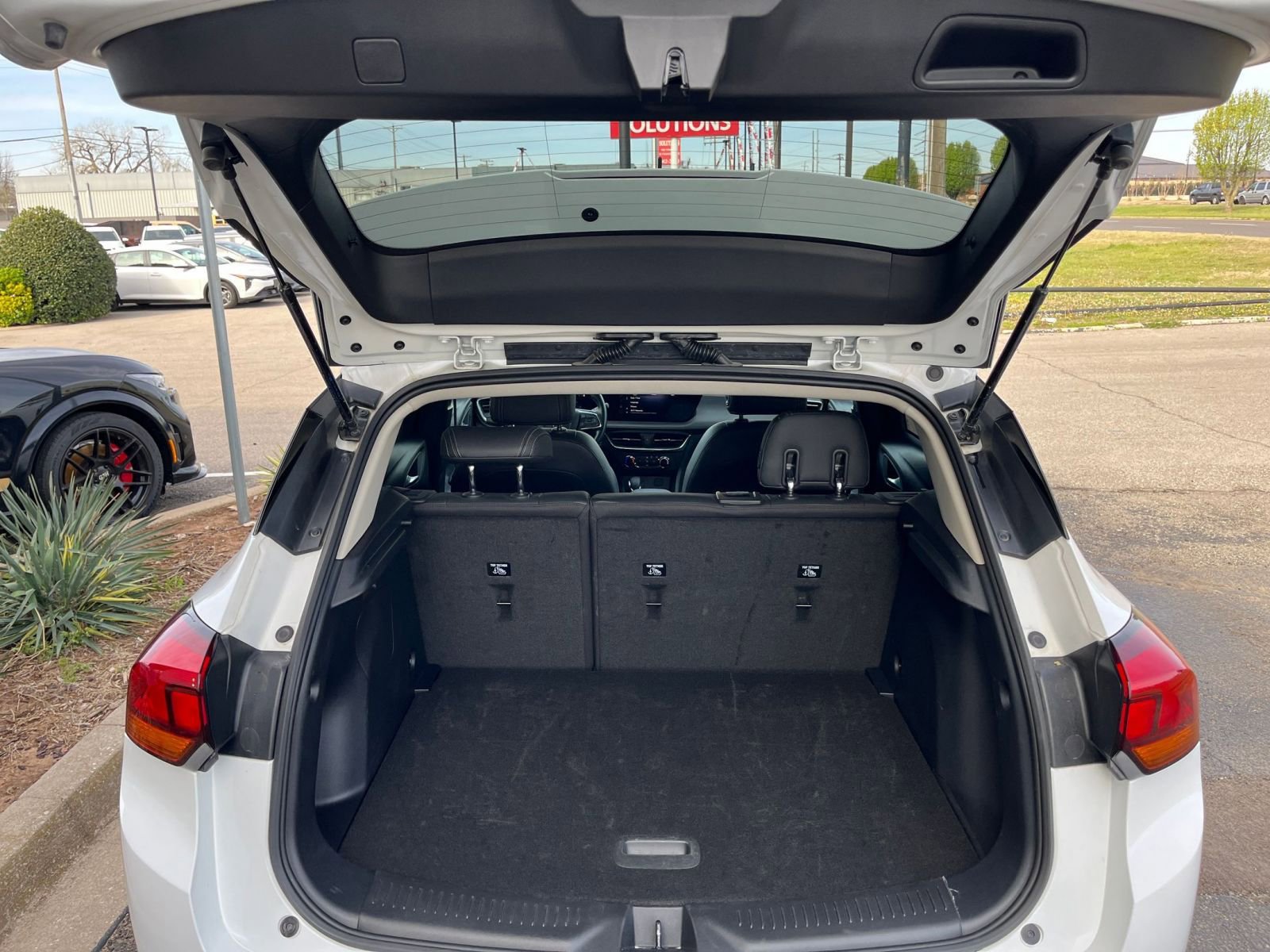 Used 2025 Buick Encore GX Preferred image 30