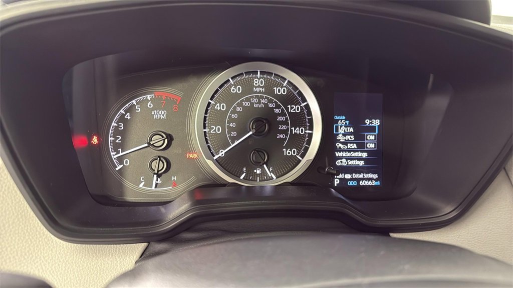 Used 2022 Toyota Corolla LE image 19