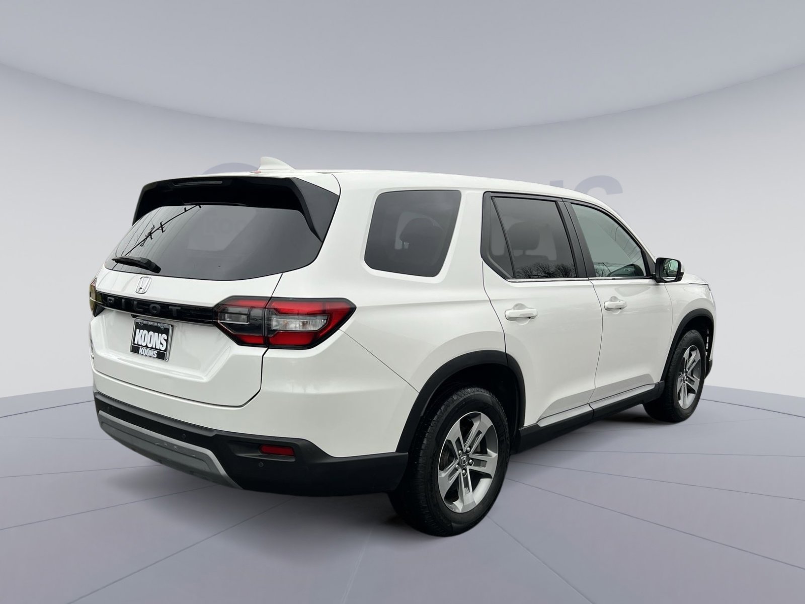 Used 2023 Honda Pilot EX-L image 7