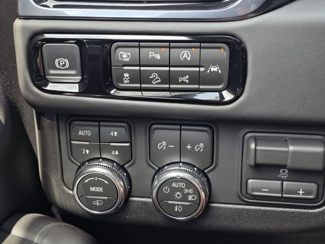 New 2026 GMC Yukon AT4 Ultimate image 23