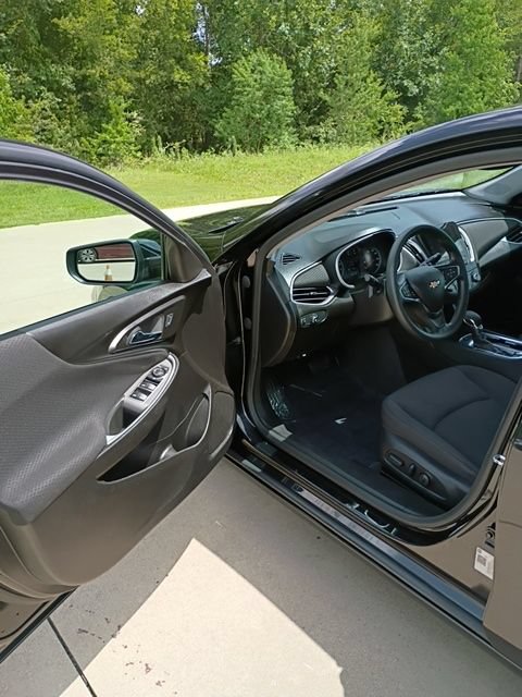Used 2024 Chevrolet Malibu LT FWD image 10