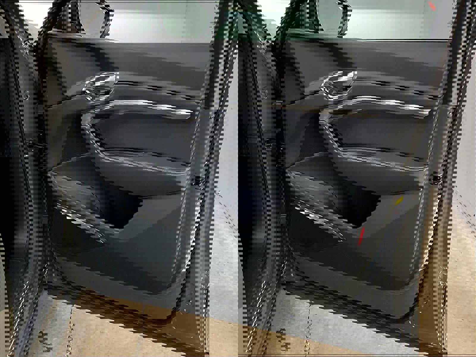 Certified 2024 Audi Q8 e-tron Premium Plus image 25