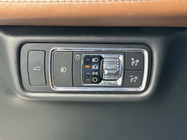 Used 2020 Lincoln Aviator Reserve w/ Equipment Group 202A image 24