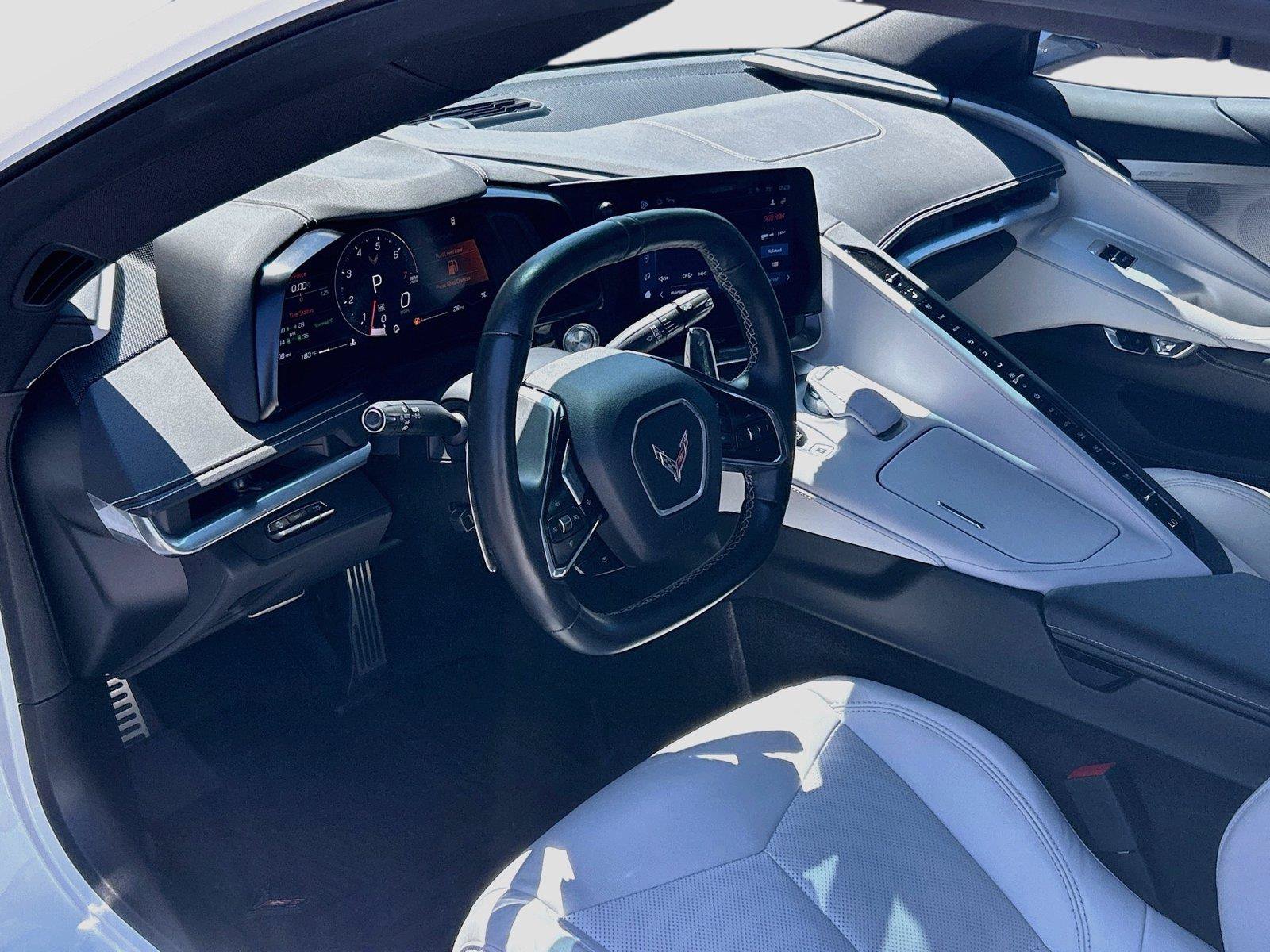 Used 2024 Chevrolet Corvette Stingray Preferred Conv w/ Z51 Performance Package RWD image 22
