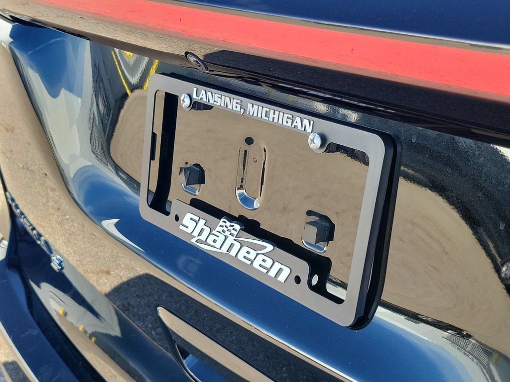 Used 2025 Chrysler Pacifica Limited FWD image 37