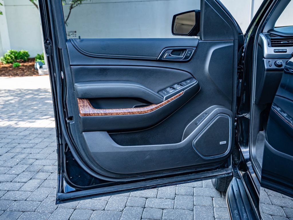 Used 2020 Chevrolet Tahoe Premier AWD/4WD image 18