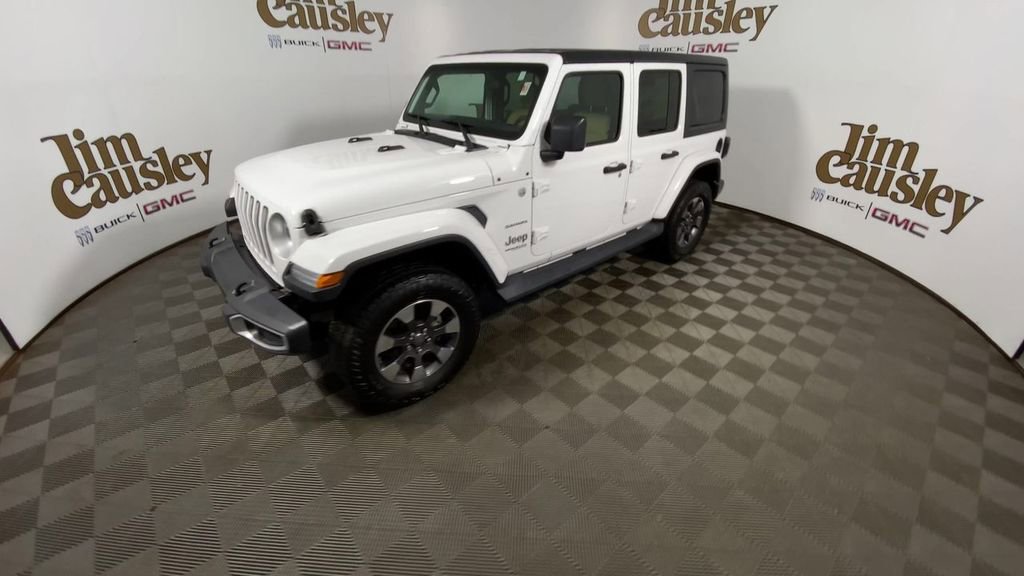 Used 2018 Jeep Wrangler Unlimited Sahara w/ Cold Weather Group image 4
