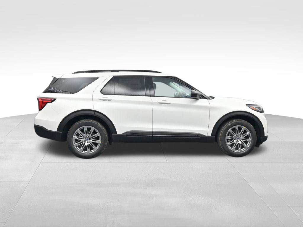 New 2026 Ford Explorer Active image 9