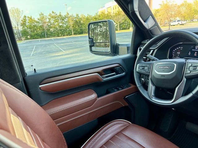 Used 2025 GMC Sierra 2500 Denali Ultimate image 22