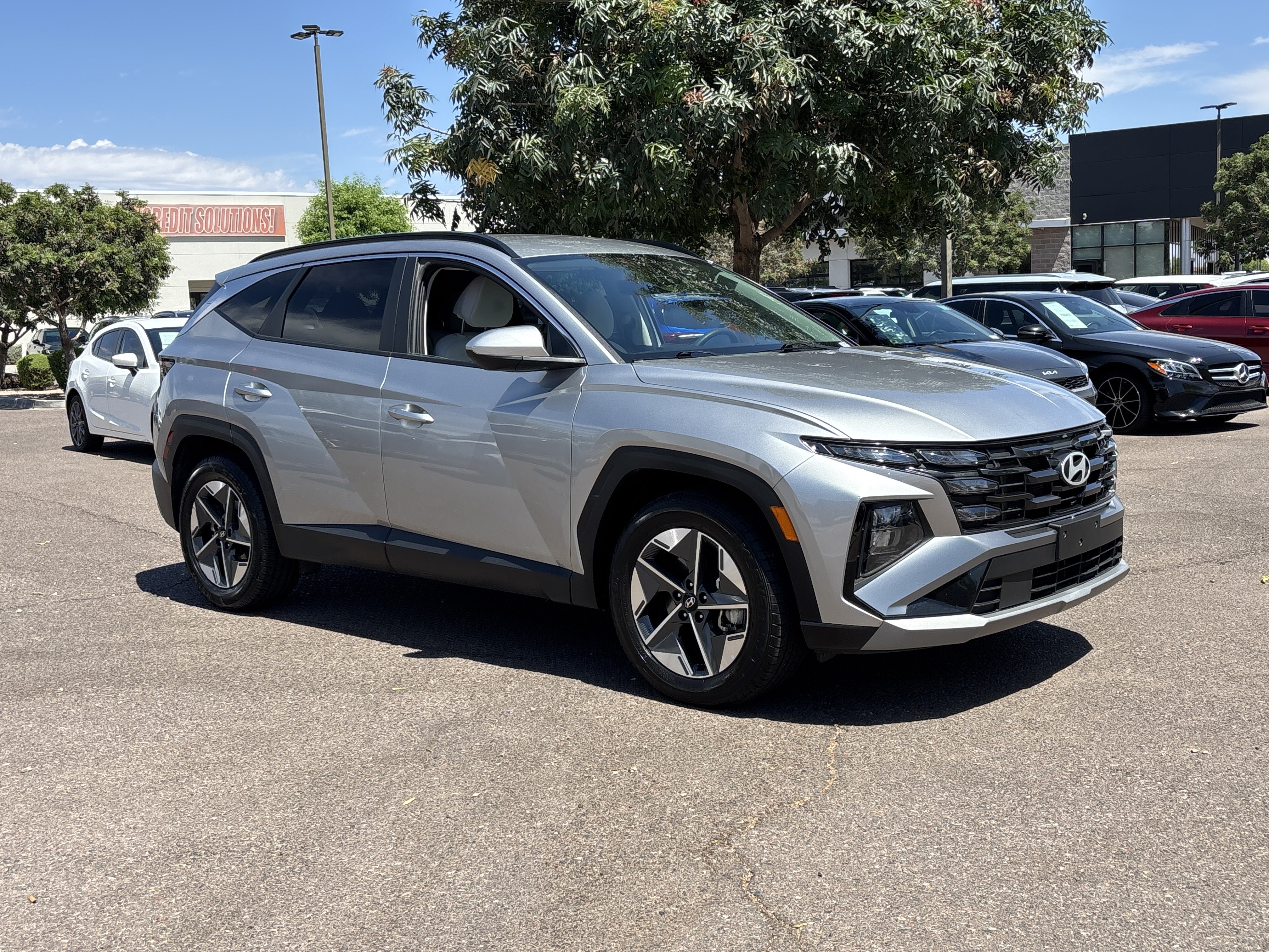 Used 2025 Hyundai Tucson SEL FWD image 7
