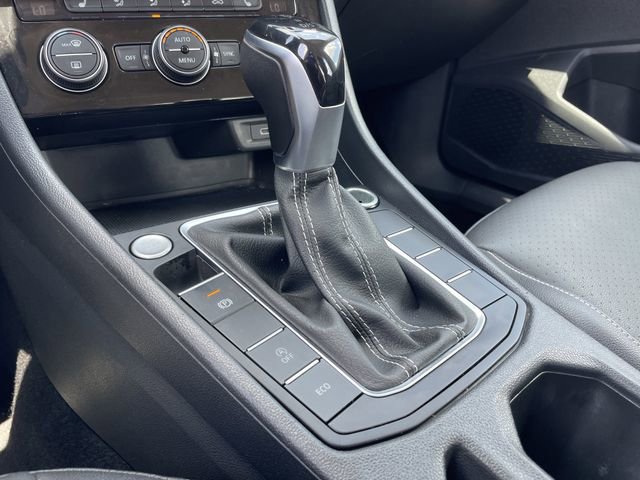 Used 2024 Volkswagen Jetta SE FWD image 21