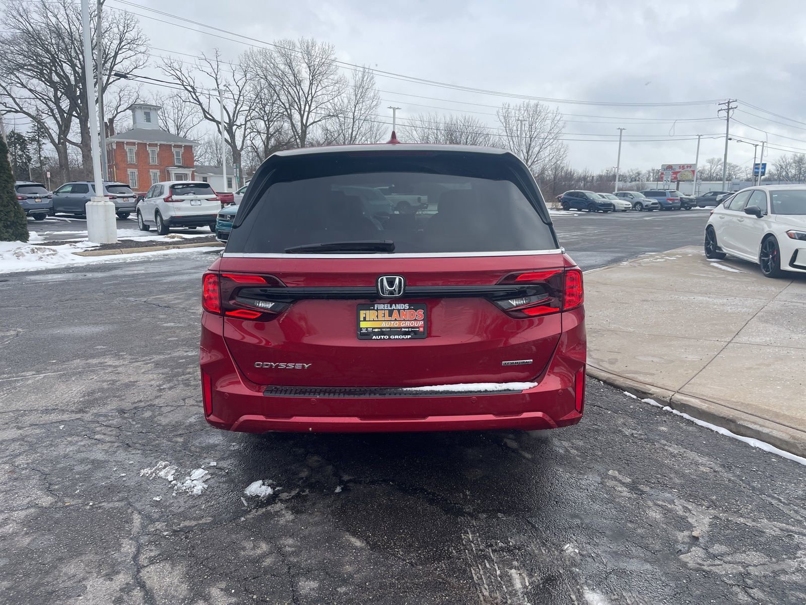 New 2026 Honda Odyssey Touring image 7