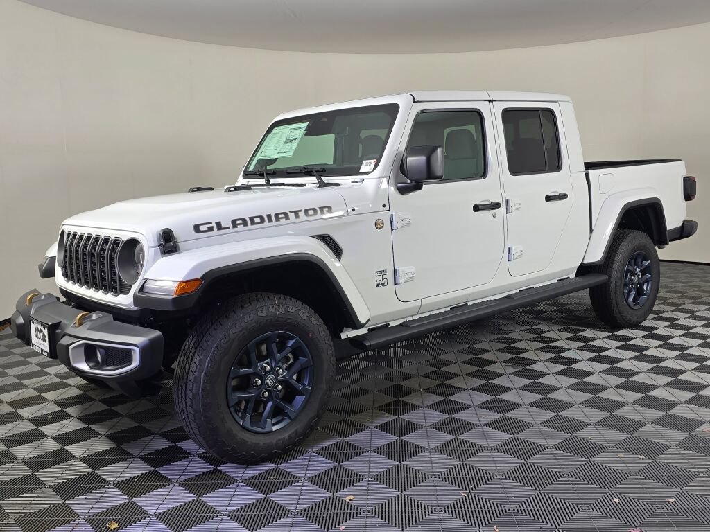 New 2026 Jeep Gladiator Sport AWD/4WD image 8