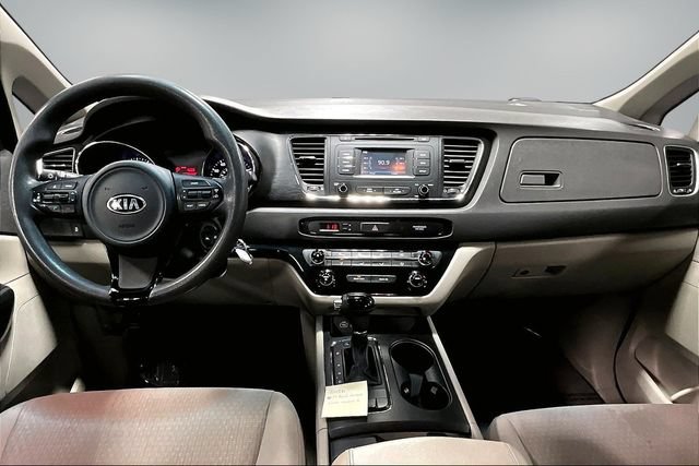 Used 2016 Kia Sedona L FWD image 8