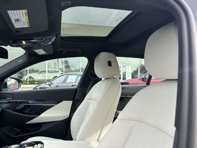 New 2027 BMW 530i xDrive w/ Premium Package AWD/4WD image 14