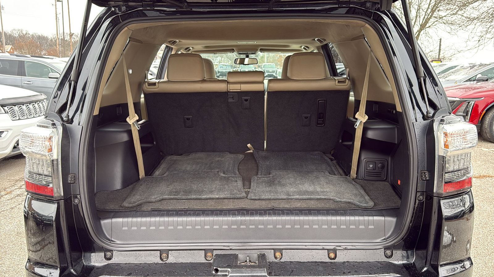 Used 2016 Toyota 4Runner Limited image 33