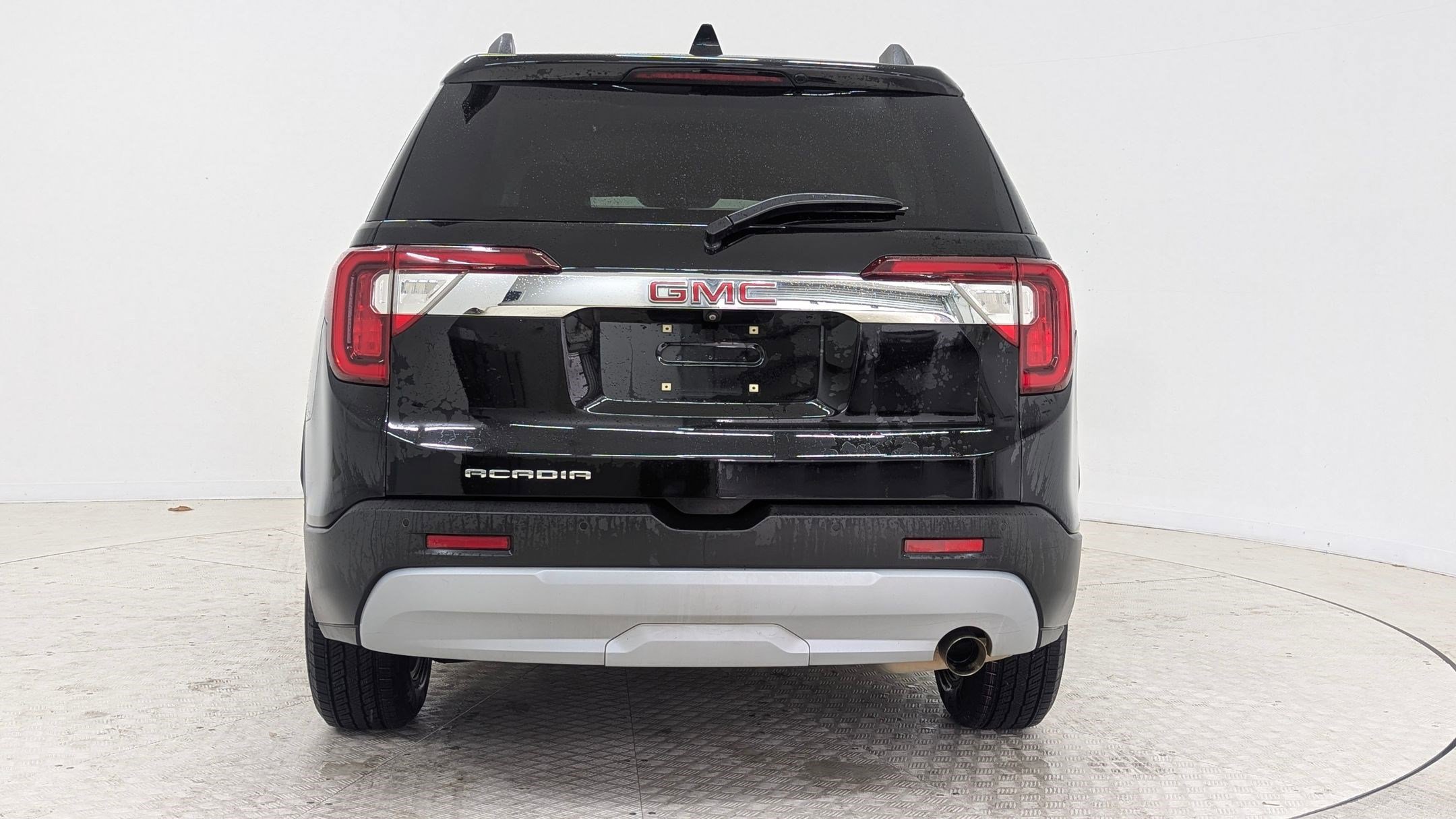 Used 2020 GMC Acadia SLE w/ Driver Convenience Package image 9