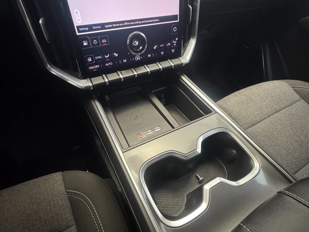 Used 2025 GMC Acadia Elevation FWD image 21