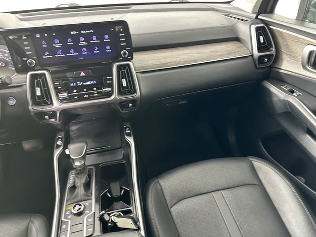 Used 2023 Kia Sorento S AWD/4WD image 26