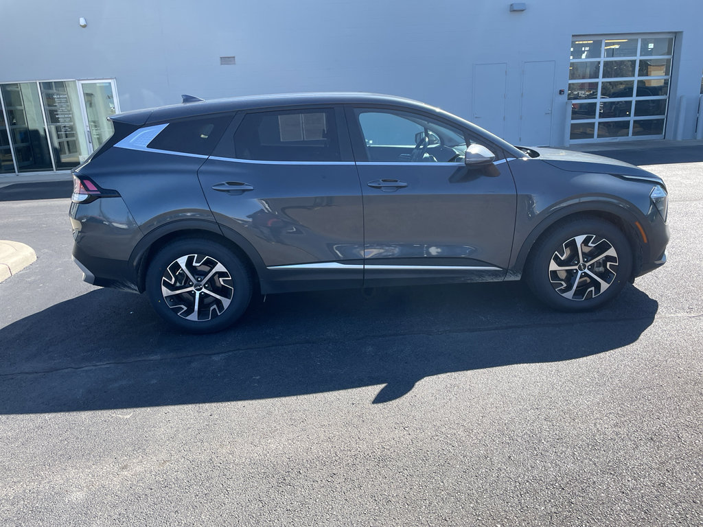 Used 2023 Kia Sportage EX FWD image 7