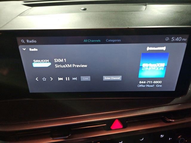 Used 2025 Kia Sorento LX image 53