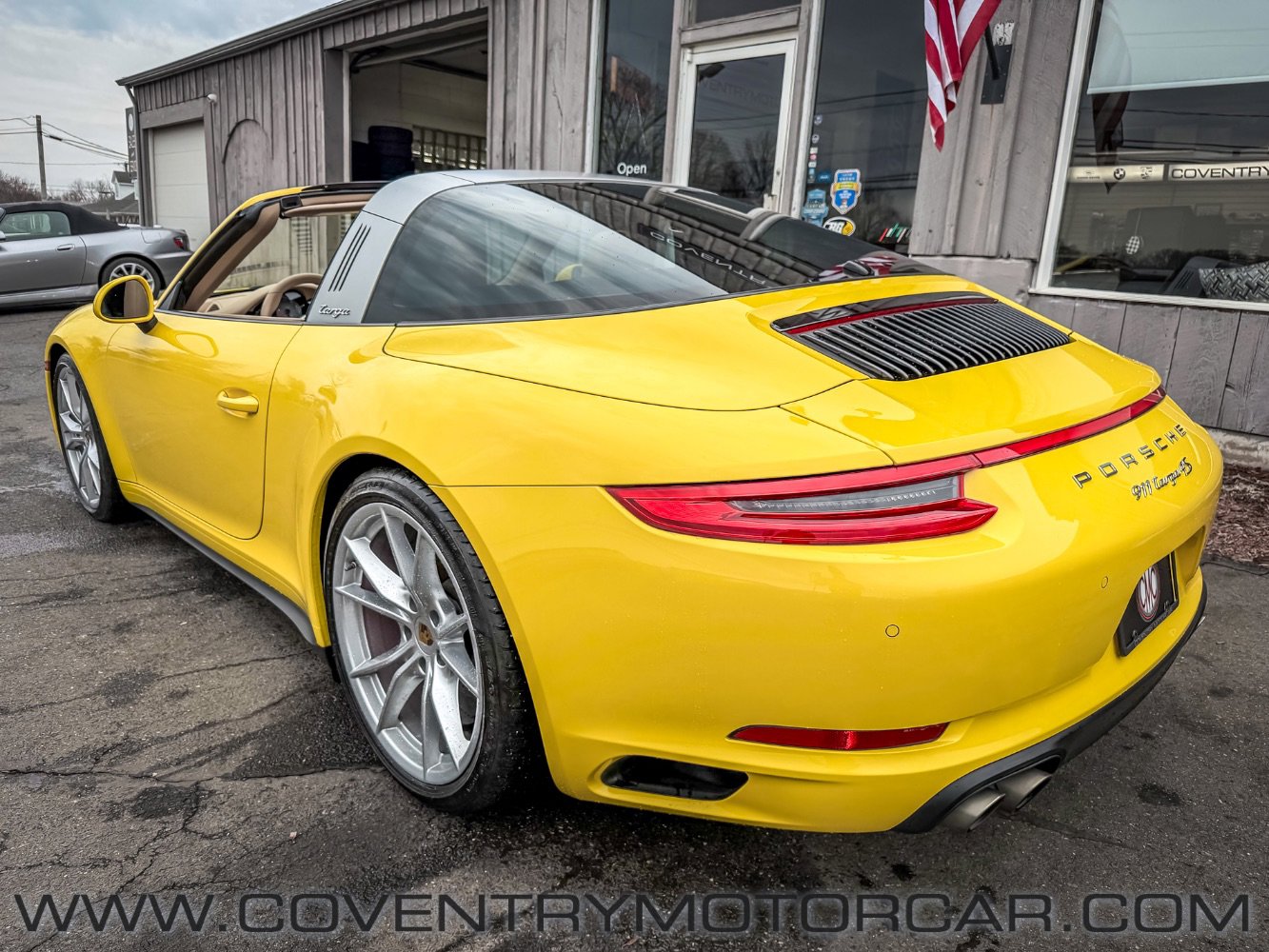Used 2017 Porsche 911 Targa 4S image 8