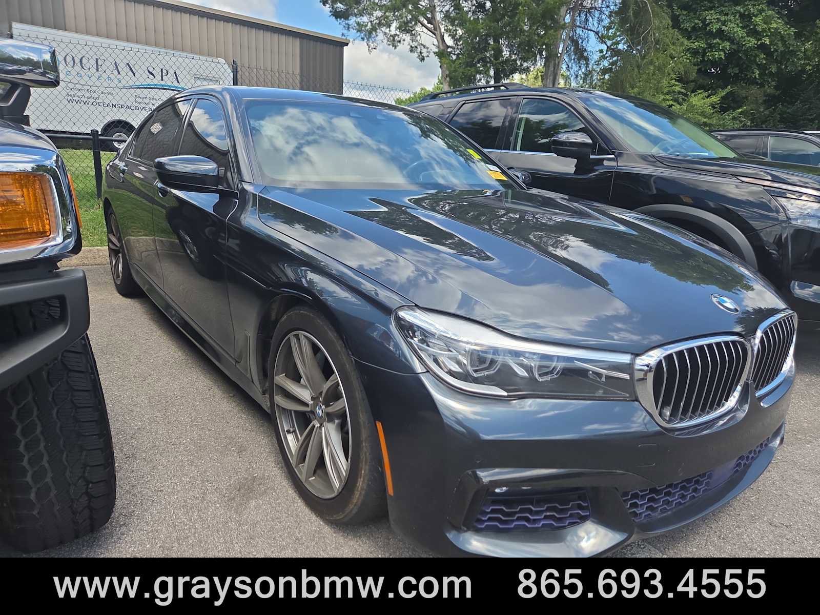 Used 2018 BMW 740i RWD image 1